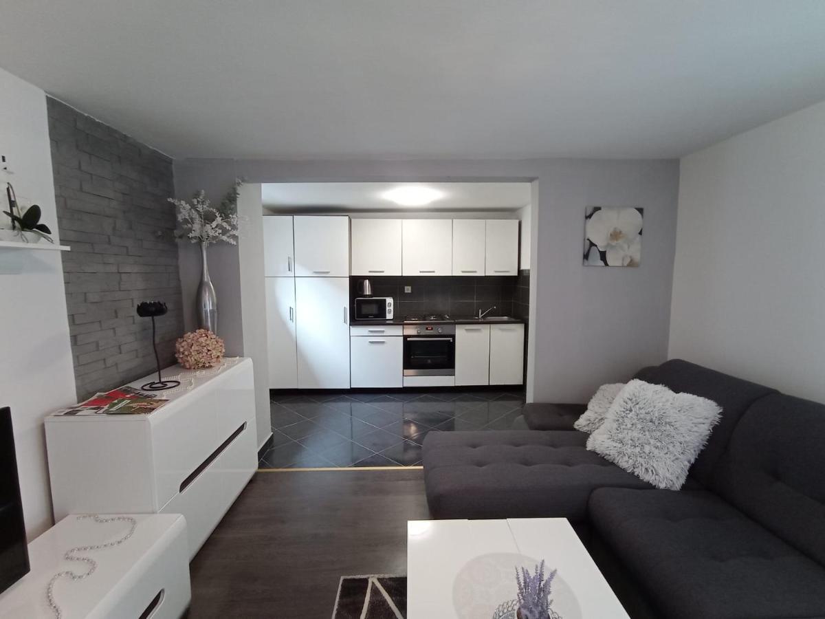 Apartamento Petra Ðakovo Exterior foto
